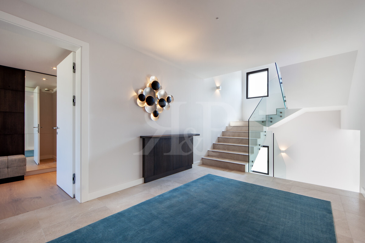 Only One, Bildergalerie 10