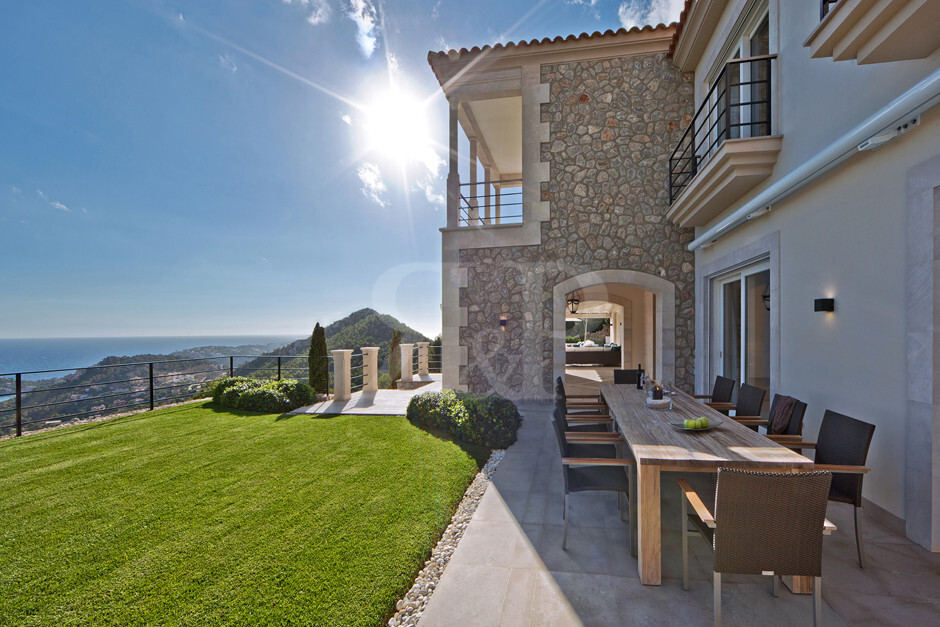 Mega Villa Mont Port, Gallery 36