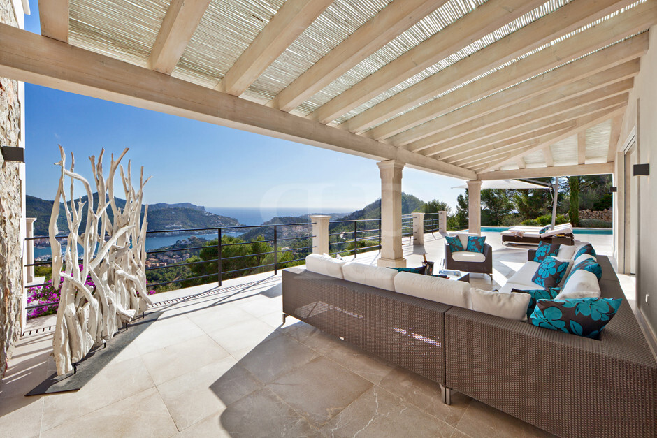 Mega Villa Mont Port, Gallery 37