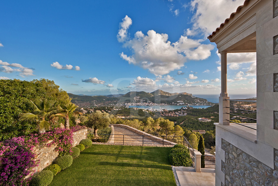 Mega Villa Mont Port, Gallery 25