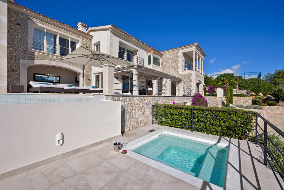 Mega Villa Mont Port, Gallery 31