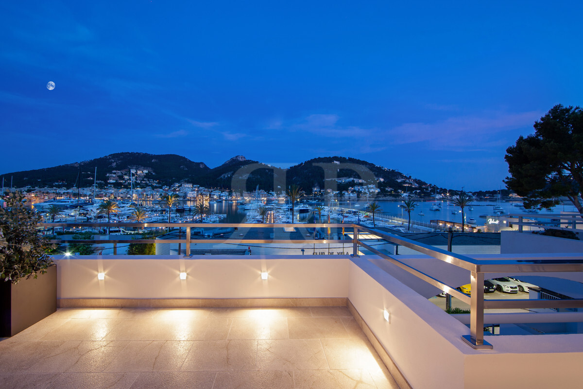 Cielo Penthouse, Gallery 17