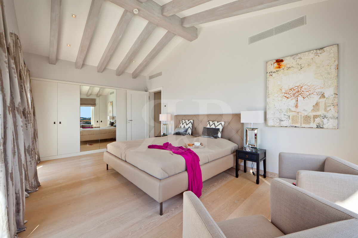 First Line Villa, Bildergalerie 31